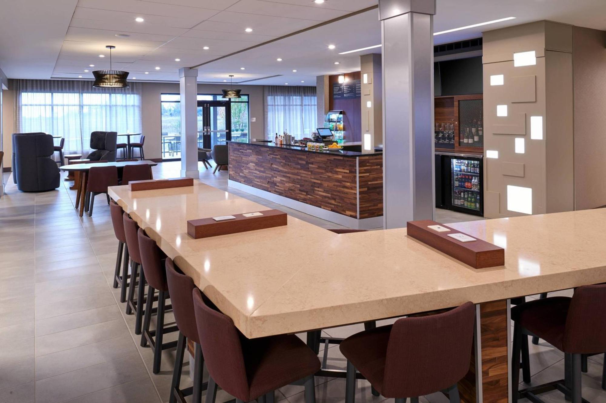 Hotel Courtyard By Marriott Jackson Exterior foto